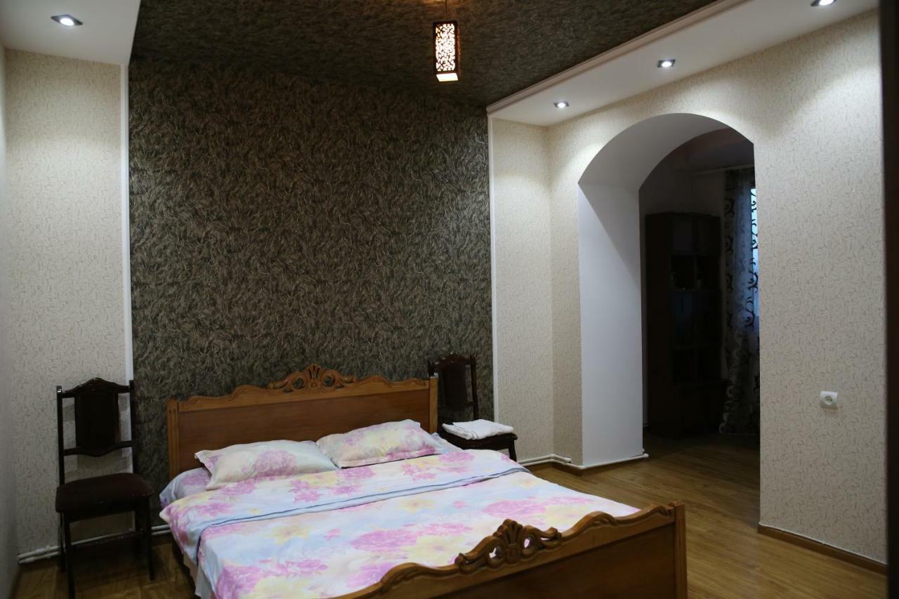 Srtashyan Apartments - Gorky Street Guiumri Exterior foto